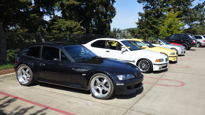 Illustration for article titled BMW Meet
